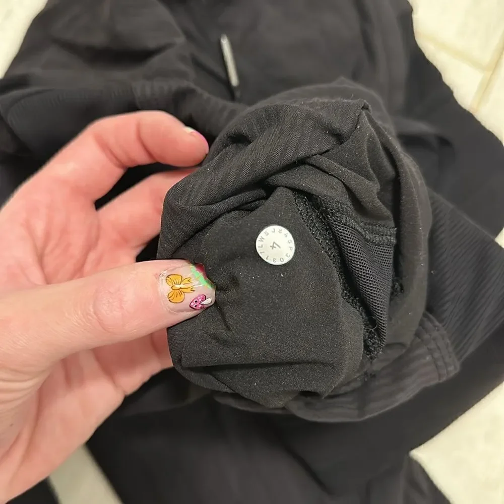 Lululemon black joggers new 4